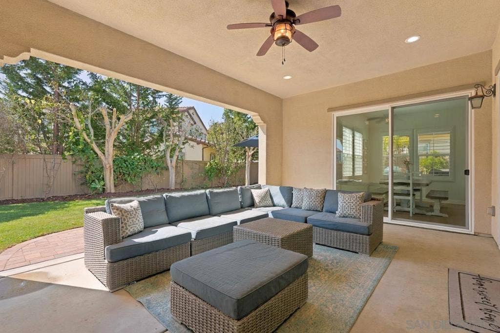 3619 Corte Claro, Carlsbad, CA 92009 3619 Corte Claro, Carlsbad, CA 92009