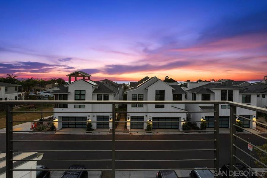 Property photo for 1600 San Remo Pl, #104, Encinitas, CA