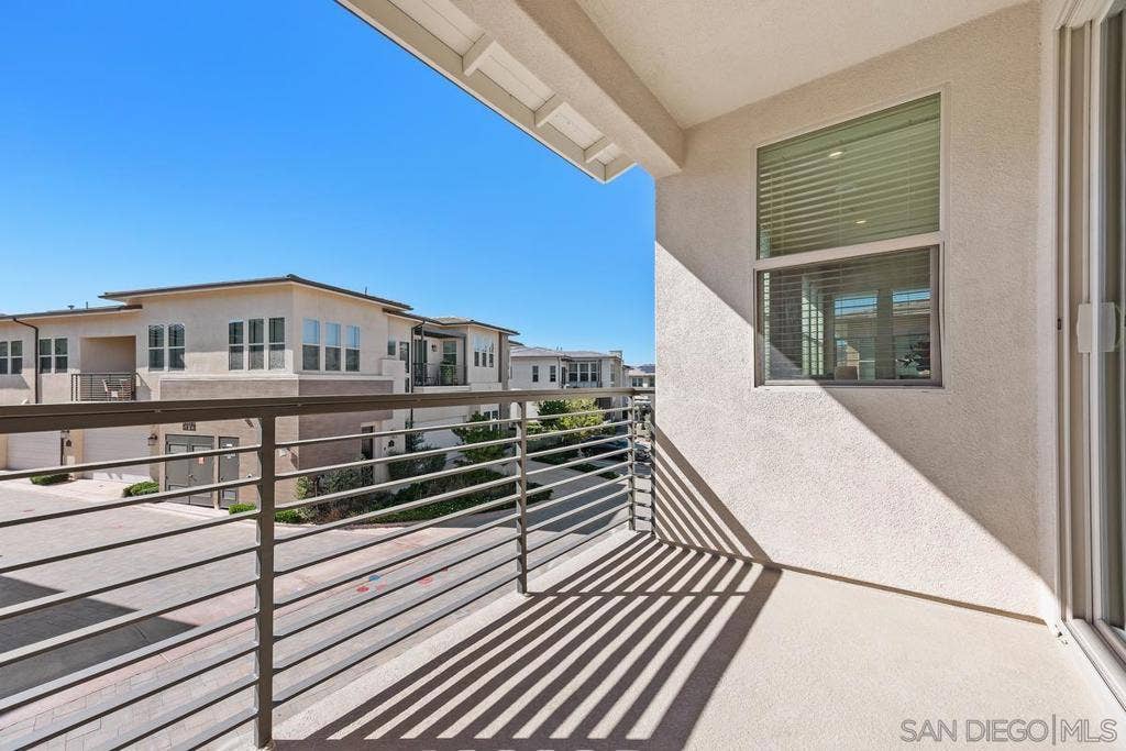 16750 Coyote Bush Dr., #17, San Diego, CA 92127 16750 Coyote Bush Dr., #17, San Diego, CA 92127