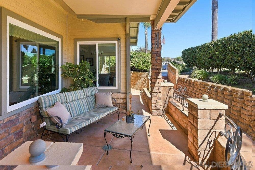 1422 W Country Club, Escondido, CA 92026