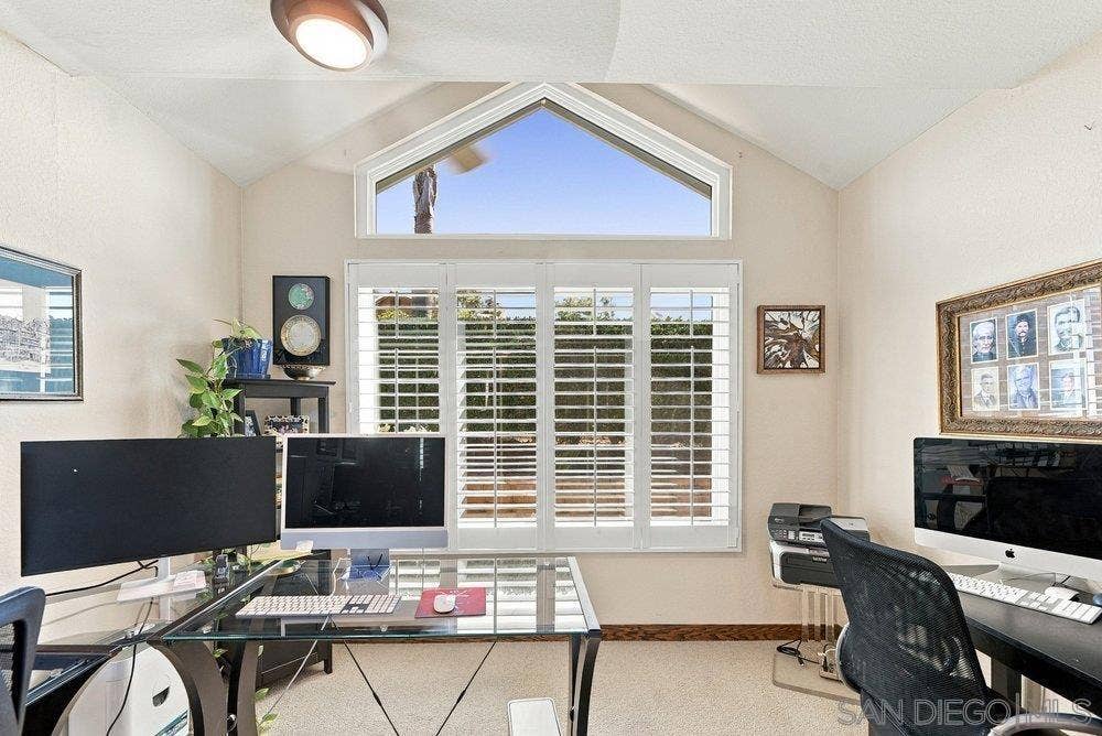 1422 W Country Club, Escondido, CA 92026