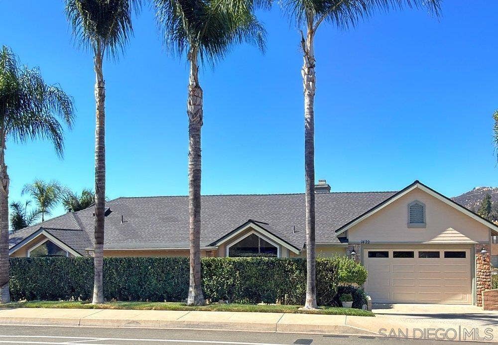 1422 W Country Club, Escondido, CA 92026