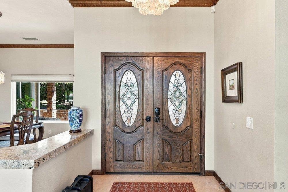 1422 W Country Club, Escondido, CA 92026