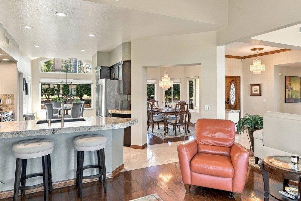 1422 W Country Club, Escondido, CA 92026