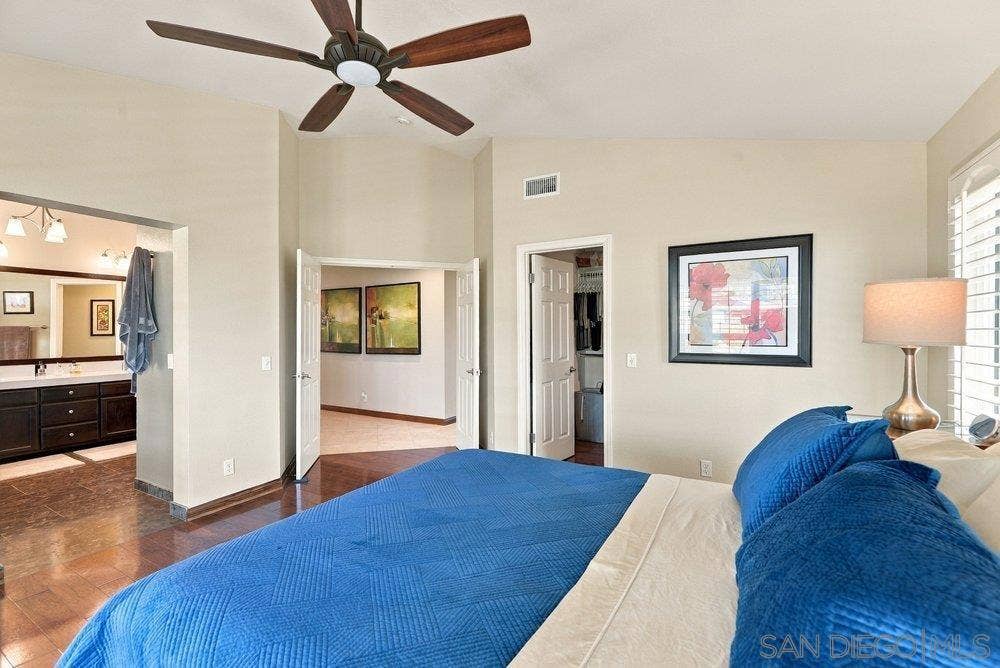 1422 W Country Club, Escondido, CA 92026