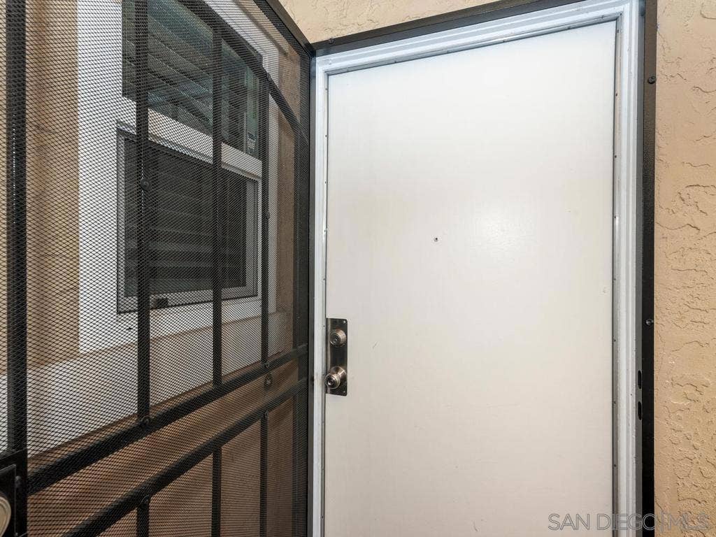 475 N Midway Dr, #255, Escondido, CA 92027 Facade/Exterior Front
