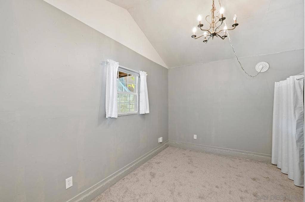 5627 Shaw, San Diego, CA 92139 5627 Shaw, San Diego, CA 92139