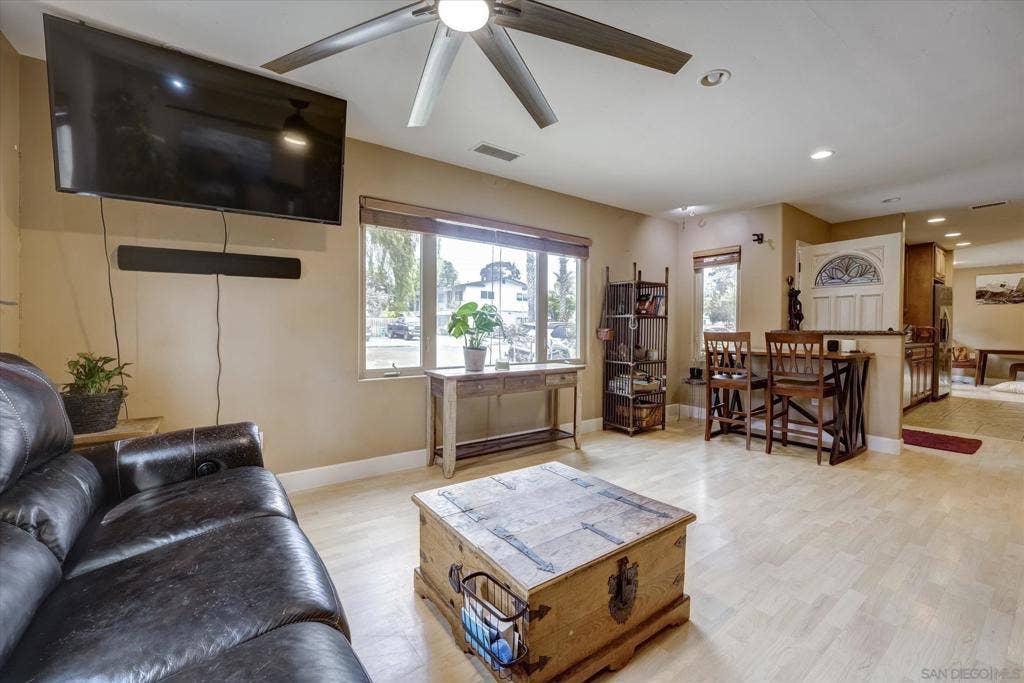 2603 Figueroa, San Diego, CA 92109 2603 Figueroa, San Diego, CA 92109