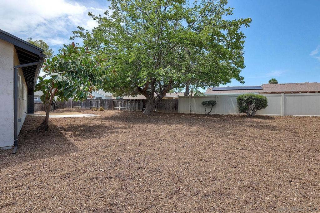 10007 Stanley Ct., Santee, CA 92071 10007 Stanley Ct., Santee, CA 92071