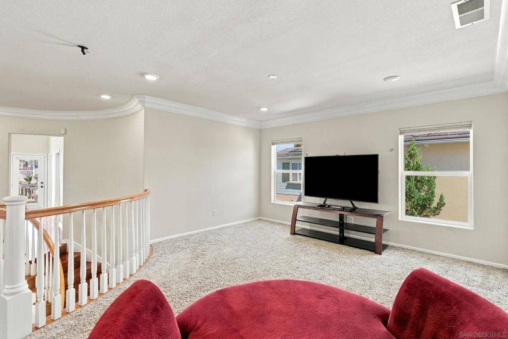 10943 Vereda Sol Del Dios, San Diego, CA 92130 10943 Vereda Sol Del Dios, San Diego, CA 92130