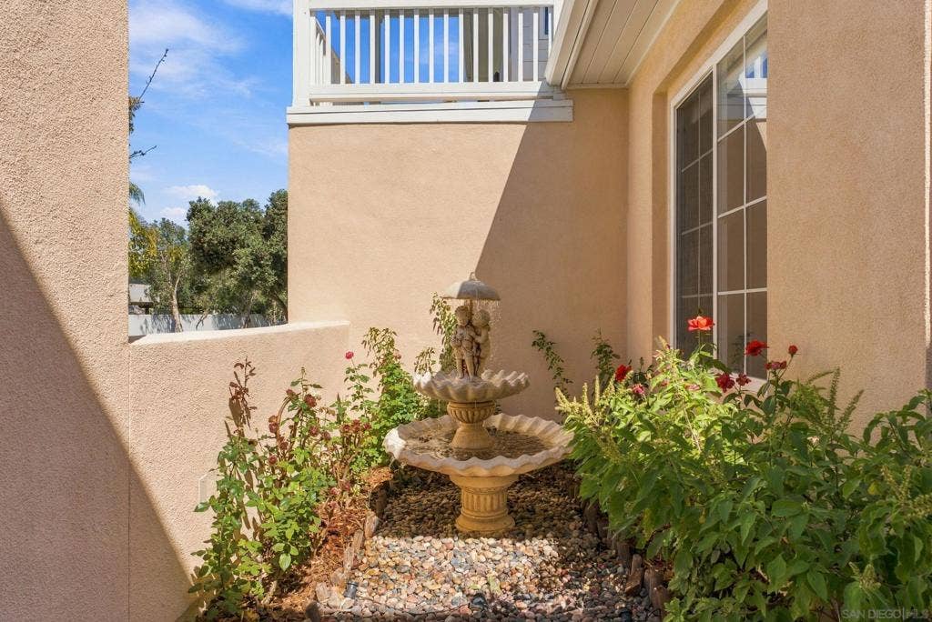 10943 Vereda Sol Del Dios, San Diego, CA 92130 10943 Vereda Sol Del Dios, San Diego, CA 92130