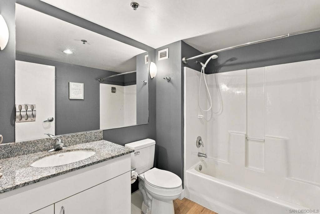 425 W Beech Street, #314, San Diego, CA 92101 425 W Beech Street, #314, San Diego, CA 92101