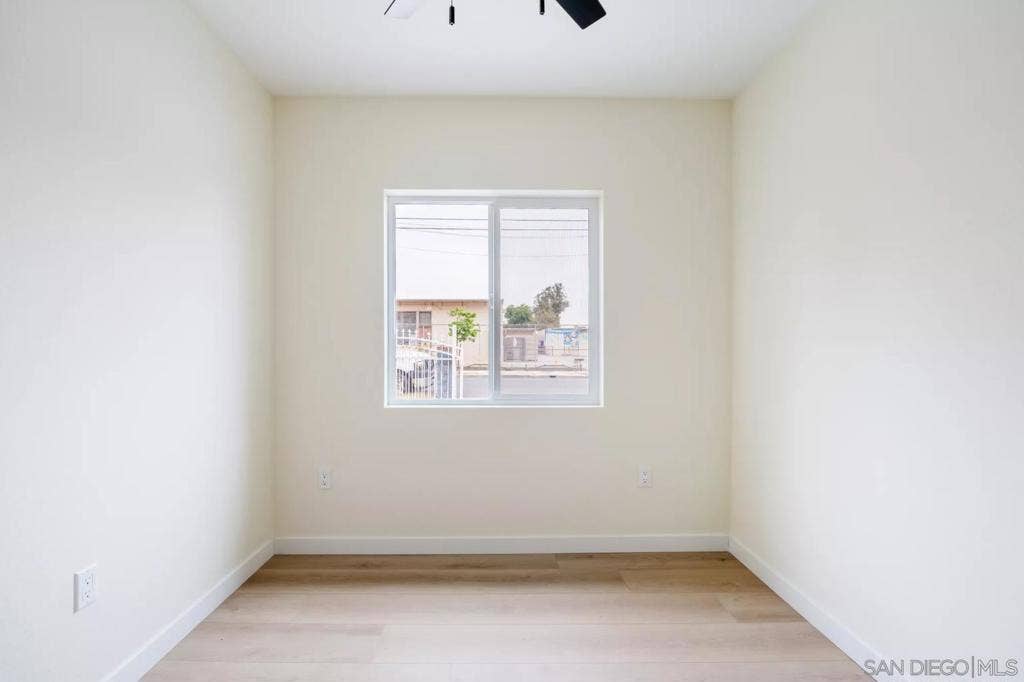 722 E 116Th, Los Angeles, CA 90059 722 E 116Th, Los Angeles, CA 90059