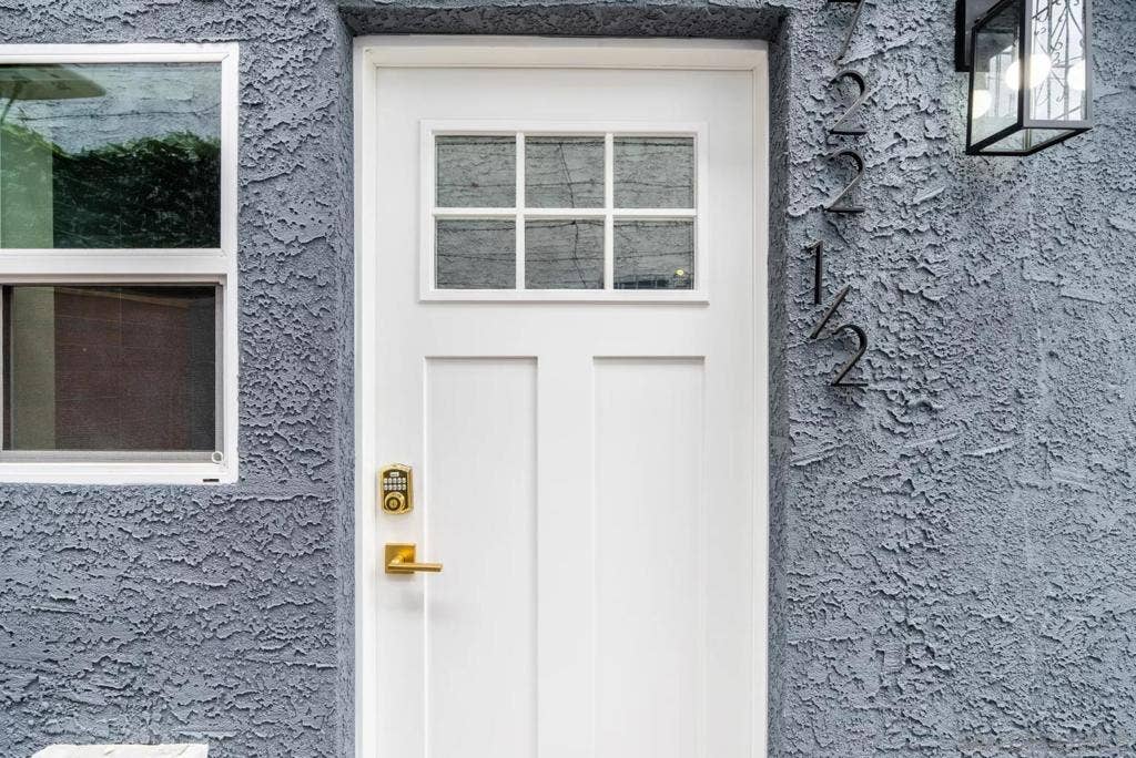 722 E 116Th, Los Angeles, CA 90059 722 E 116Th, Los Angeles, CA 90059