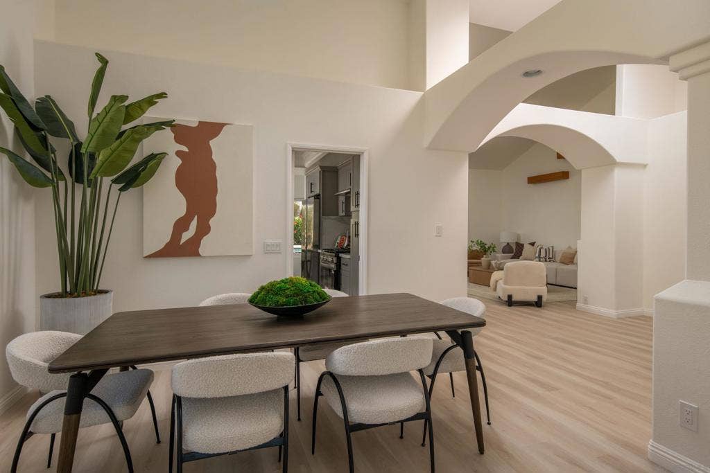 4008 Via de la Paz, Oceanside, CA 92057 4008 Via de la Paz, Oceanside, CA 92057