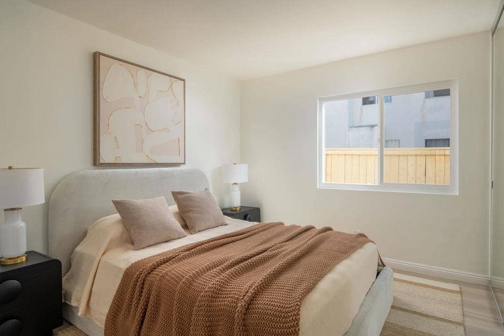 4008 Via de la Paz, Oceanside, CA 92057 4008 Via de la Paz, Oceanside, CA 92057