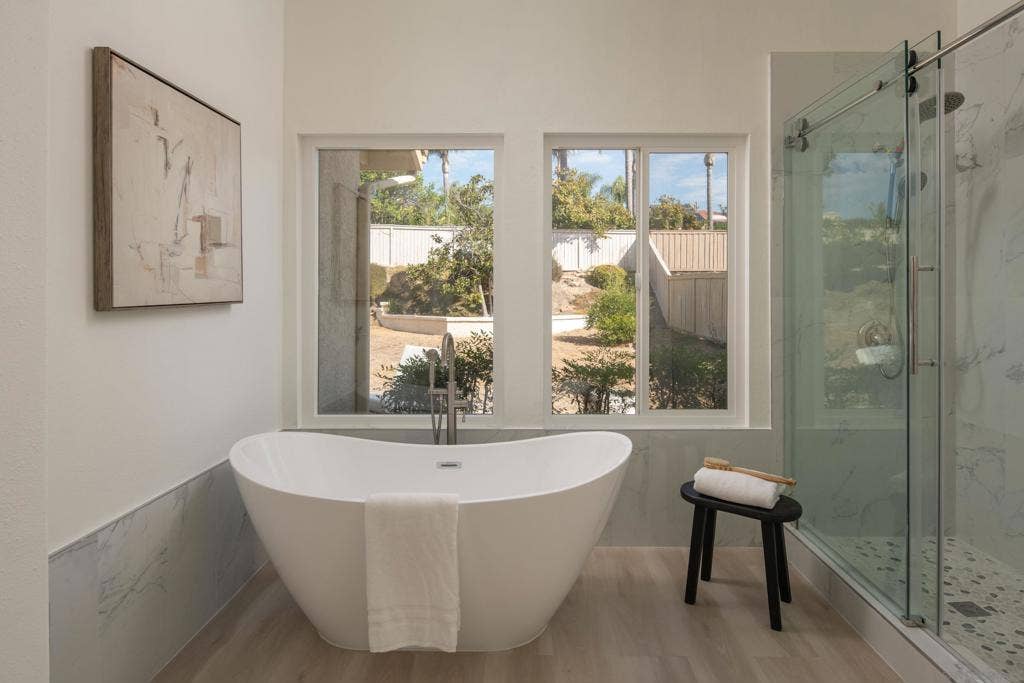 4008 Via de la Paz, Oceanside, CA 92057 4008 Via de la Paz, Oceanside, CA 92057