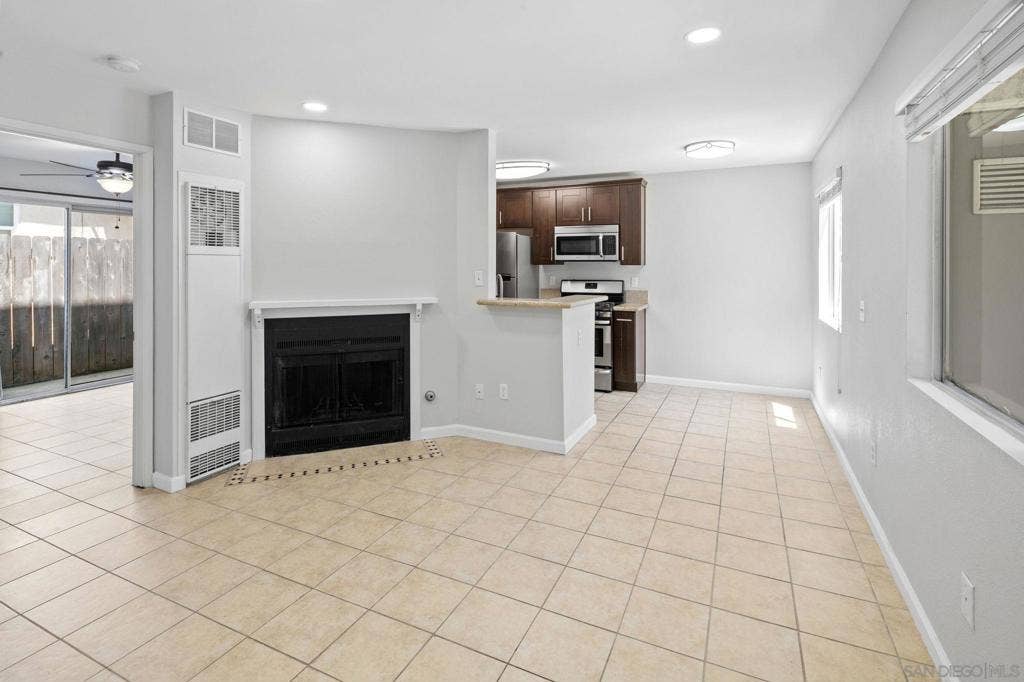3625 43rd St., #3, San Diego, CA 92105 3625 43rd St., #3, San Diego, CA 92105