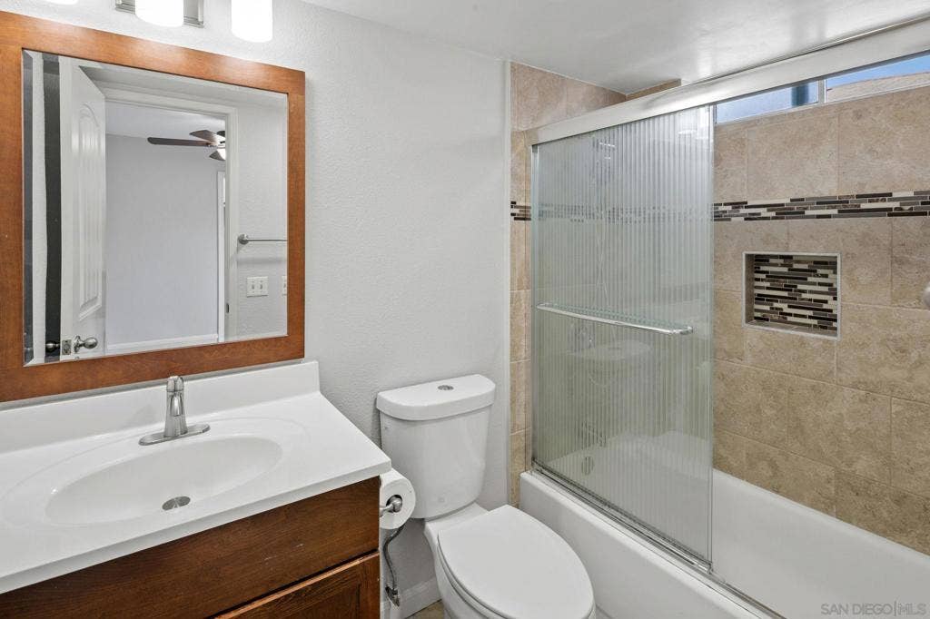 3625 43rd St., #3, San Diego, CA 92105 3625 43rd St., #3, San Diego, CA 92105