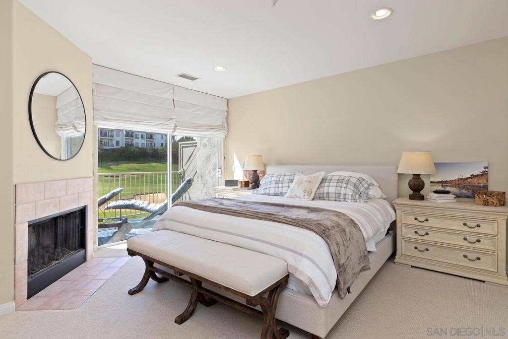 7517 Jerez, #B, Carlsbad, CA 92009 7517 Jerez, #B, Carlsbad, CA 92009
