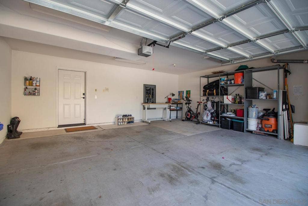 7517 Jerez, #B, Carlsbad, CA 92009 7517 Jerez, #B, Carlsbad, CA 92009