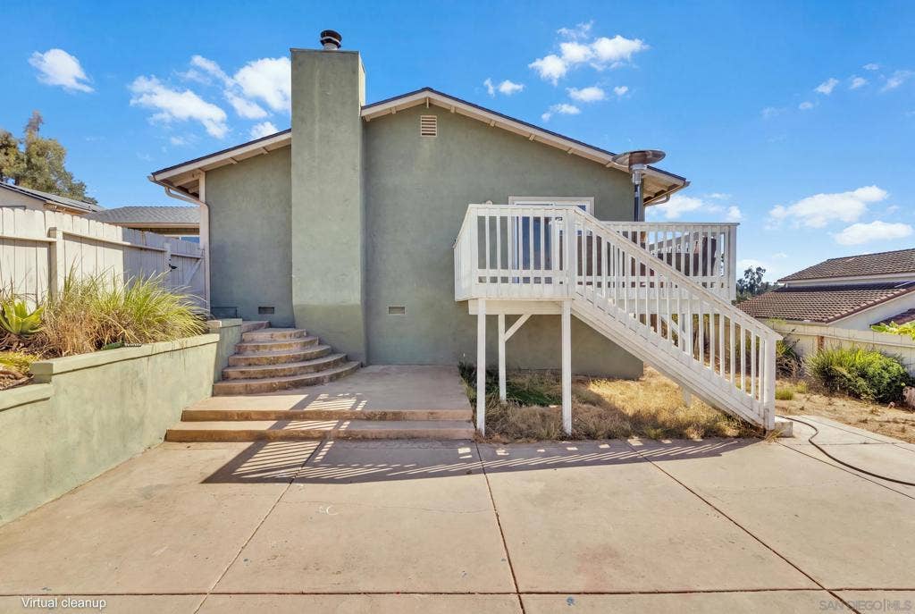 477 Rancho Vista, Vista, CA 92083 https://zimg.paragon.ice.com/ParagonImages/Property/PA/SDMLS/-537580/18/533/400/1a15fc168b1c5cb1db6bf36a6d894eef/3/ee0390180abc9da3d5c41674591e7039/-537580-2381c1d2-7eb4-4a75-8f60-b9e569640aaa.JPG