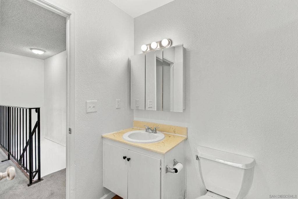 5343 Caminito Mindy, San Diego, CA 92105