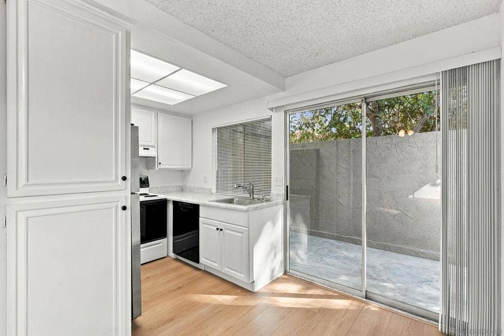 5343 Caminito Mindy, San Diego, CA 92105