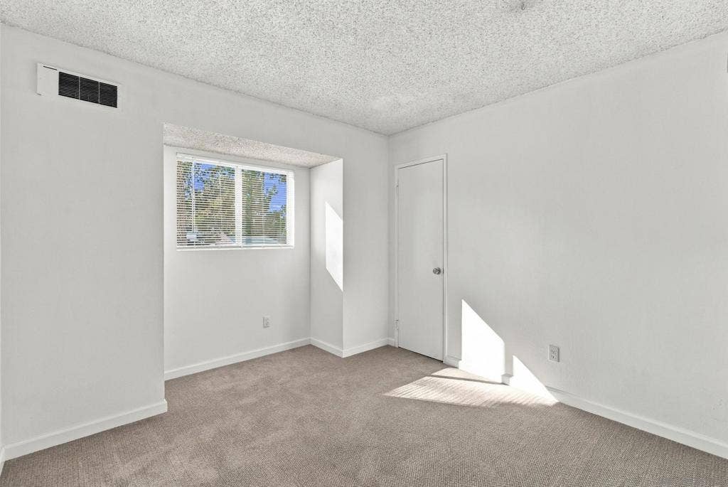 5343 Caminito Mindy, San Diego, CA 92105