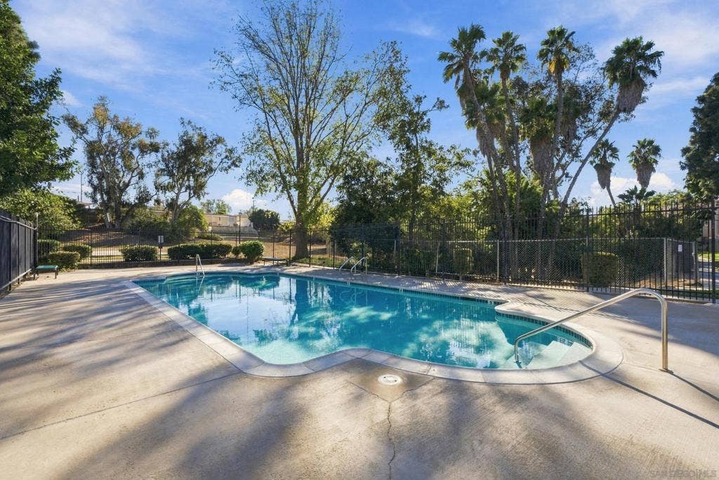 5343 Caminito Mindy, San Diego, CA 92105