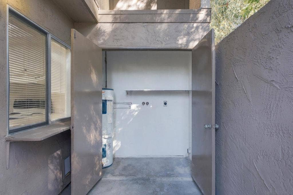5343 Caminito Mindy, San Diego, CA 92105
