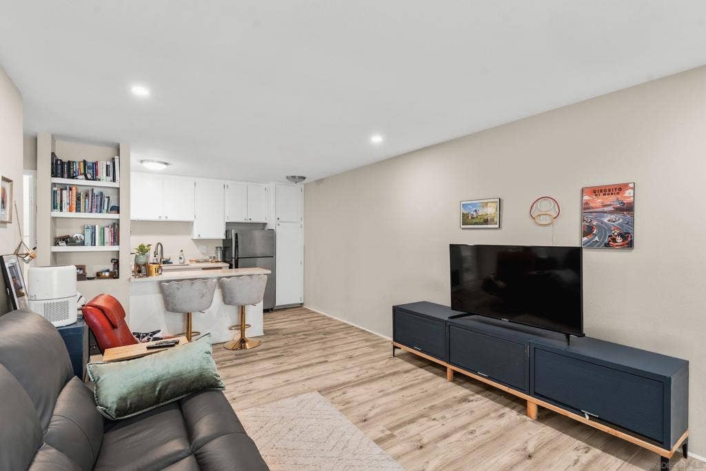 6354 Rancho Mission Rd, #517, San Diego, CA 92108 6354 Rancho Mission Rd, #517, San Diego, CA 92108