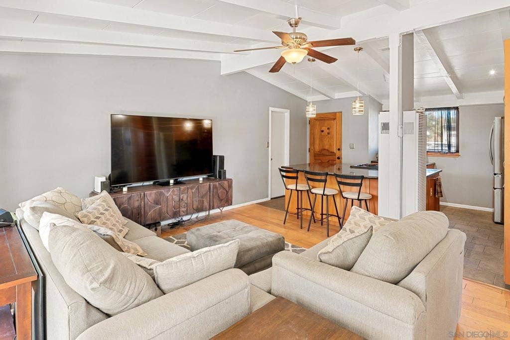 4740 Shoshoni Ave., San Diego, CA 92117 Living Room