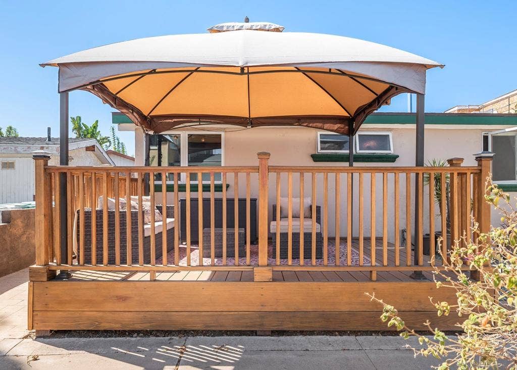 4740 Shoshoni Ave., San Diego, CA 92117 Patio/Deck