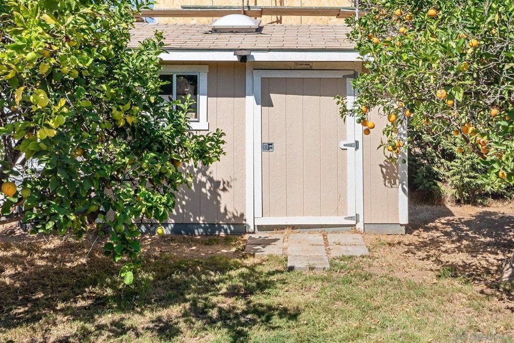 4740 Shoshoni Ave., San Diego, CA 92117 4740 Shoshoni Ave., San Diego, CA 92117