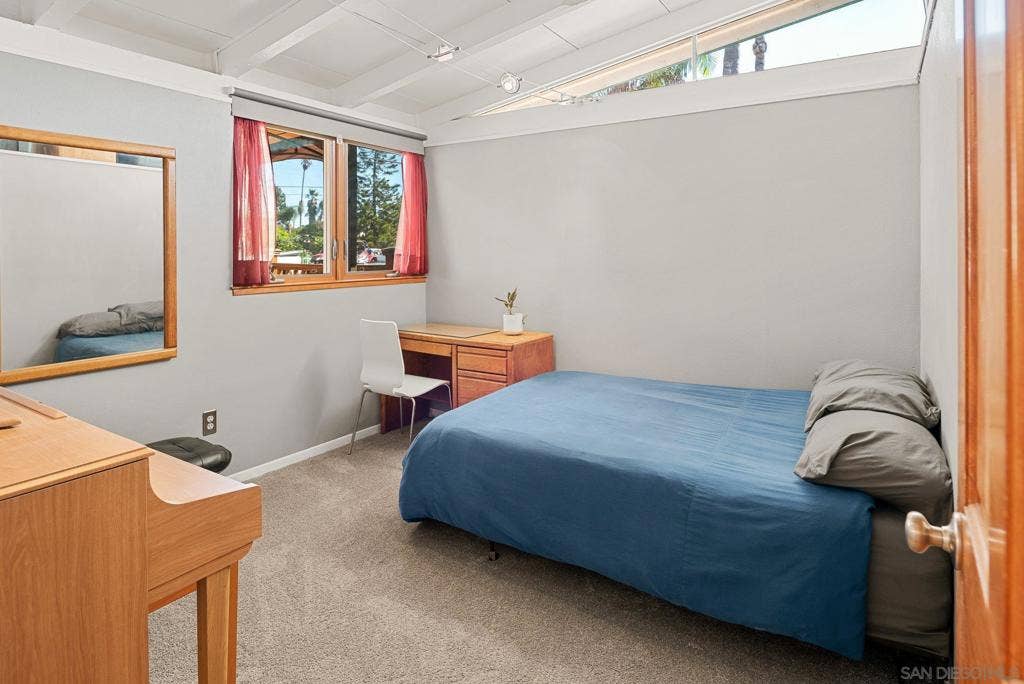 4740 Shoshoni Ave., San Diego, CA 92117 Bedroom