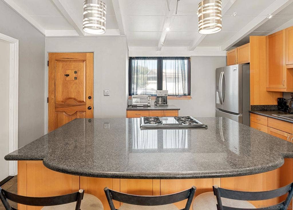 4740 Shoshoni Ave., San Diego, CA 92117 Kitchen