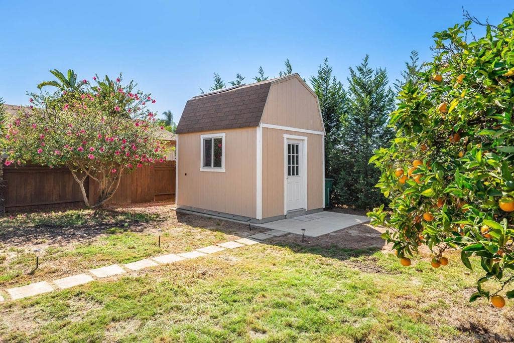 4740 Shoshoni Ave., San Diego, CA 92117 Multi-purpose, outdoo, insulated shed with solar.