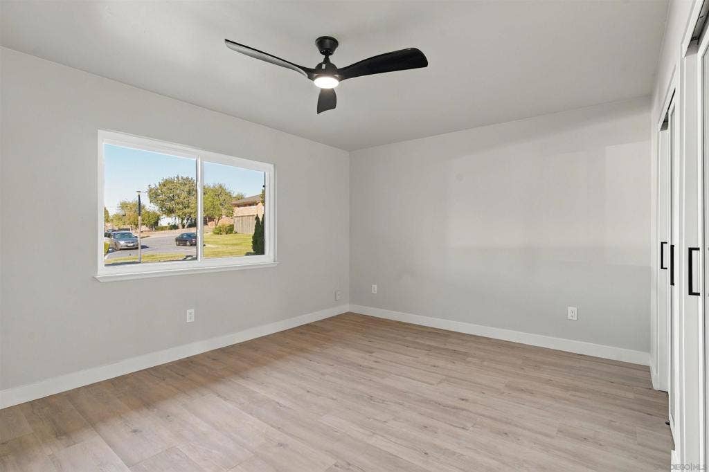 17506 Plaza Karena, San Diego, CA 92128