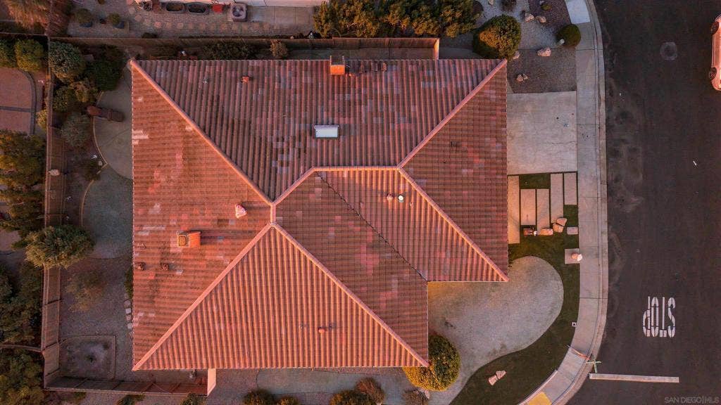 17506 Plaza Karena, San Diego, CA 92128