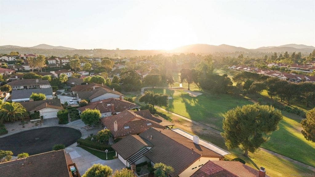 17506 Plaza Karena, San Diego, CA 92128