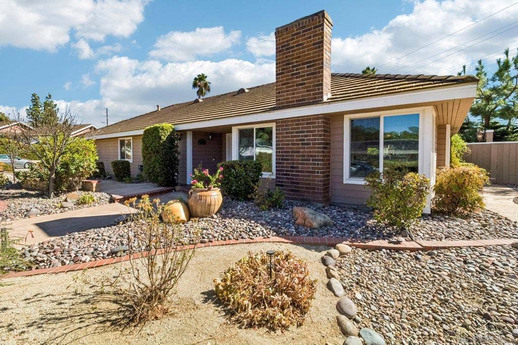 1963 Janich Ranch Ct, El Cajon, CA 92019 1963 Janich Ranch Ct, El Cajon, CA 92019