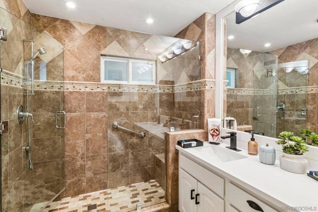 1963 Janich Ranch Ct, El Cajon, CA 92019 1963 Janich Ranch Ct, El Cajon, CA 92019