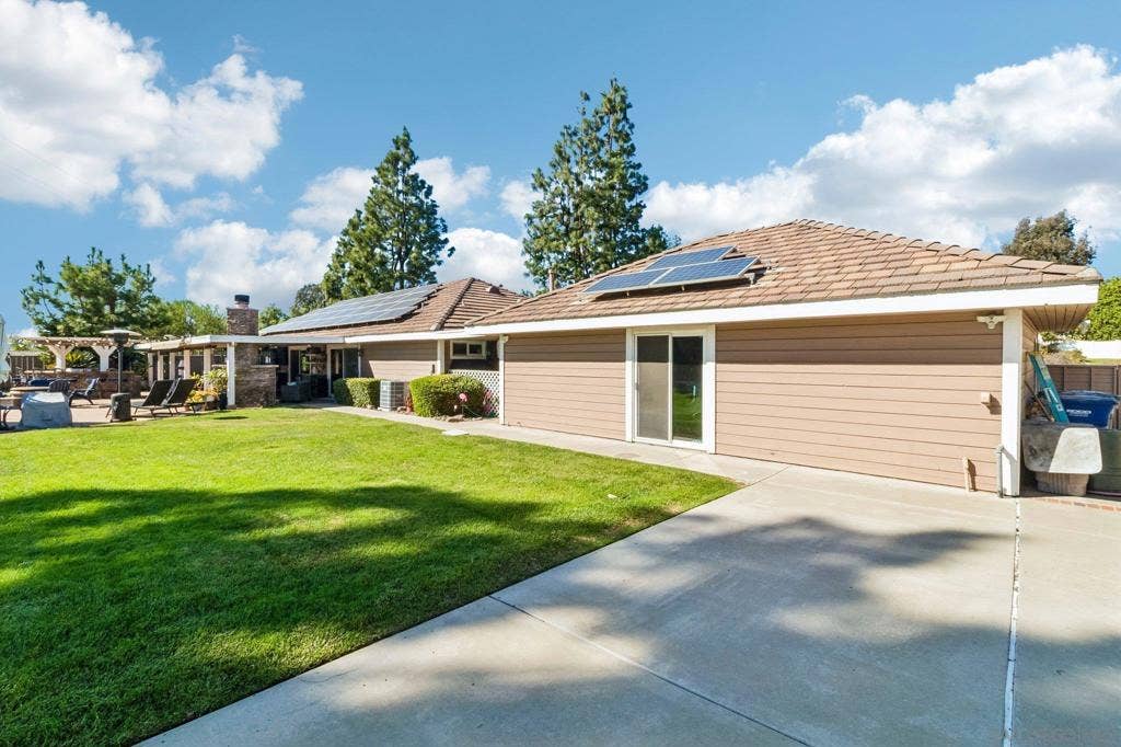 1963 Janich Ranch Ct, El Cajon, CA 92019 1963 Janich Ranch Ct, El Cajon, CA 92019
