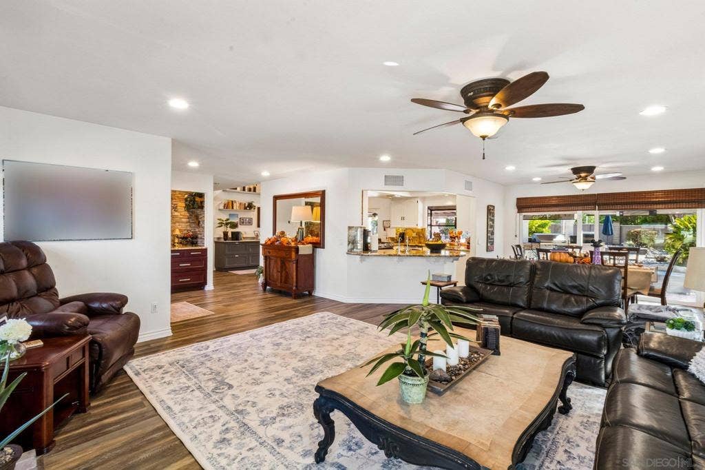 1963 Janich Ranch Ct, El Cajon, CA 92019 1963 Janich Ranch Ct, El Cajon, CA 92019
