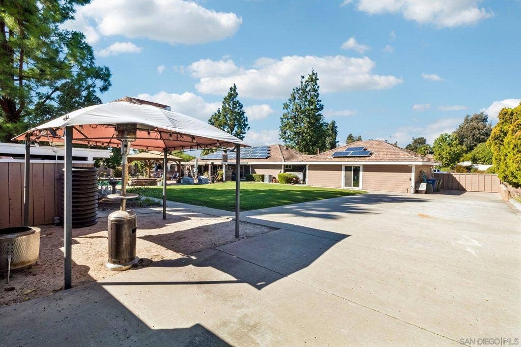 1963 Janich Ranch Ct, El Cajon, CA 92019 1963 Janich Ranch Ct, El Cajon, CA 92019