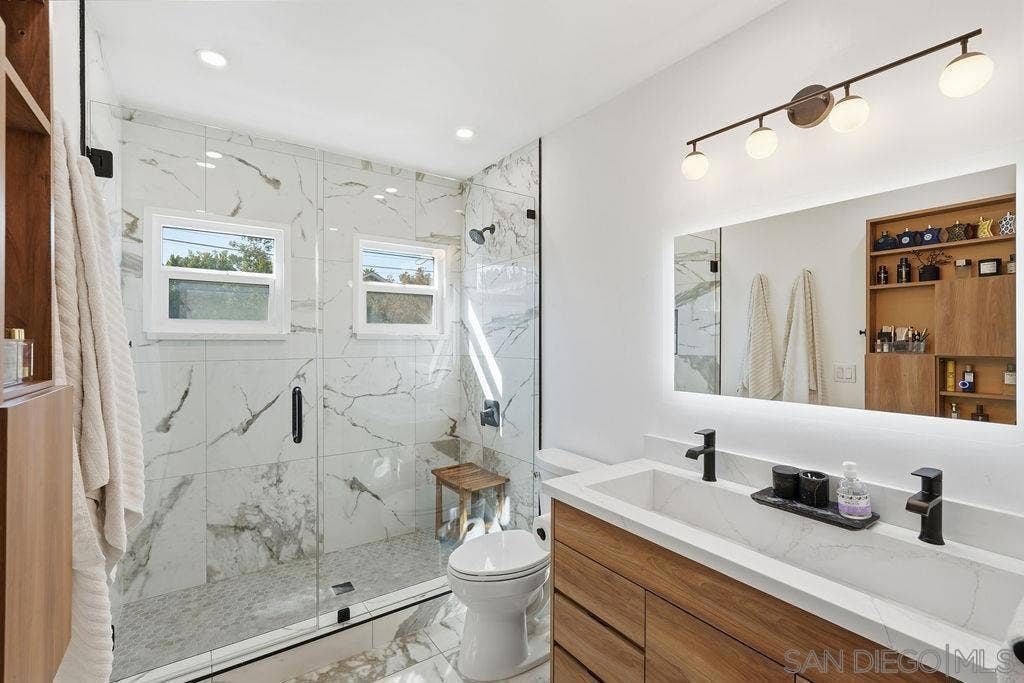 4664 Biona Dr, San Diego, CA 92116 4664 Biona Dr, San Diego, CA 92116