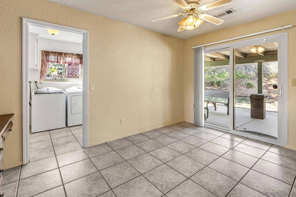 1643 Citrus Hills Lane, Escondido, CA 92027 1643 Citrus Hills Lane, Escondido, CA 92027