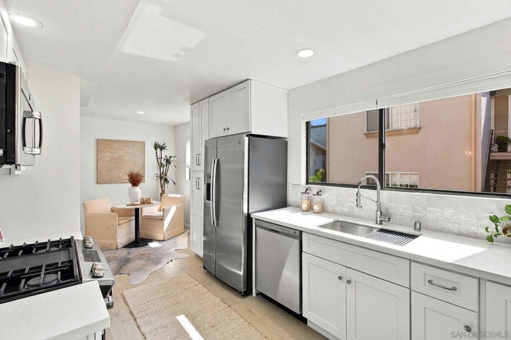 1115 Pearl, #3, La Jolla, CA 92037 1115 Pearl, #3, La Jolla, CA 92037