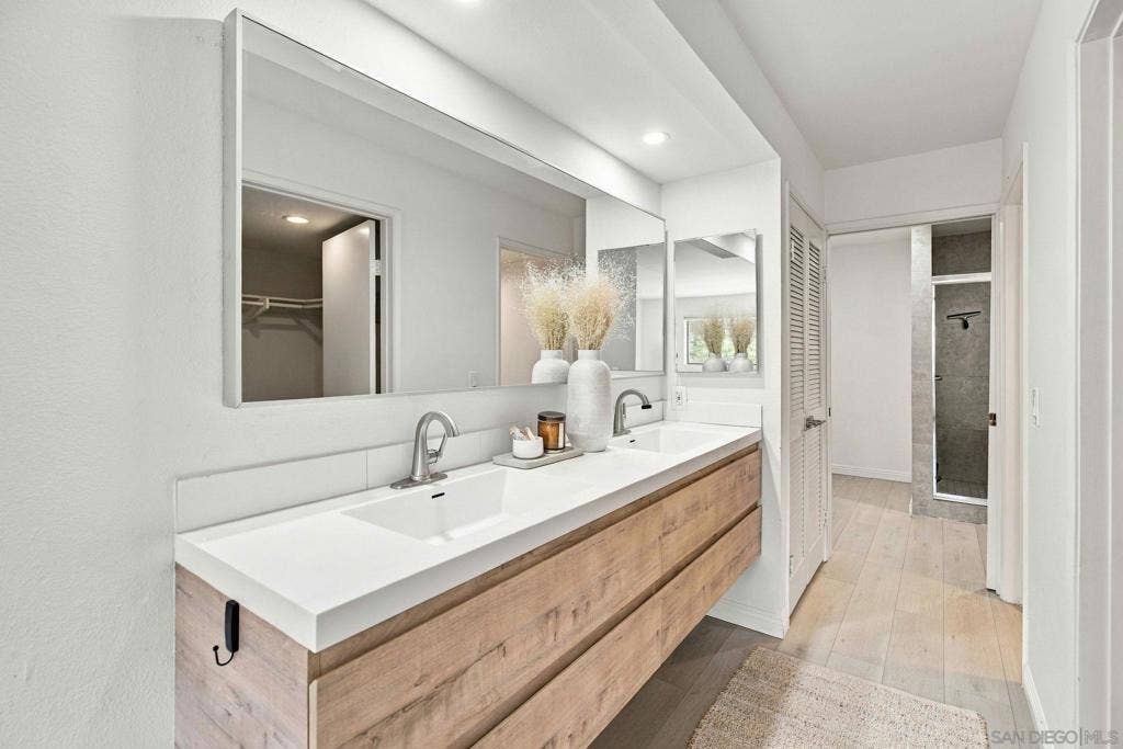 1115 Pearl, #3, La Jolla, CA 92037 1115 Pearl, #3, La Jolla, CA 92037